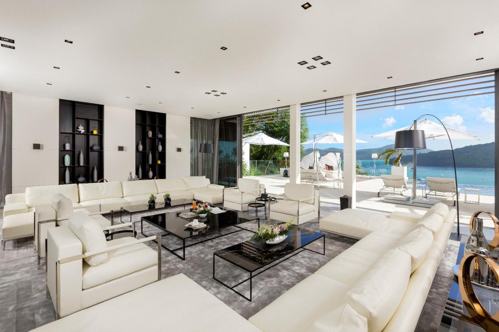Villa Cliff