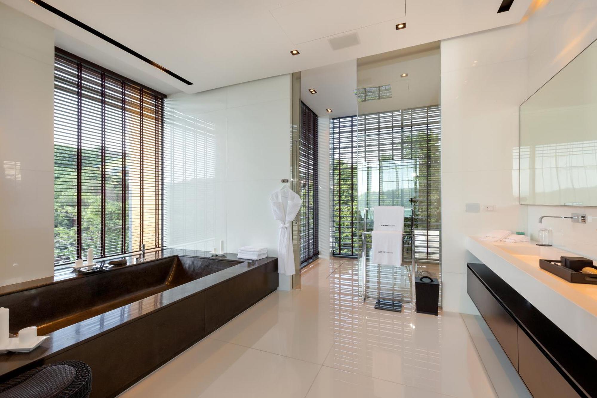 Cliff Villa *